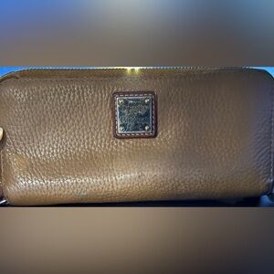 Dooney & Bourke Brown Leather Women's wallet